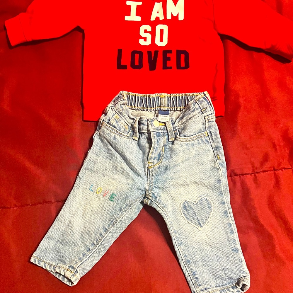 SET of Old Navy sweatshirt and matching Jeans Size 3-6 months so cute!